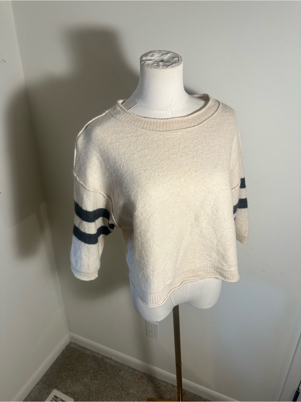 Maeve 100% Cashmere Striped Cropped Sweater Large Cream/Black Anthropologie - Picture 12 of 13